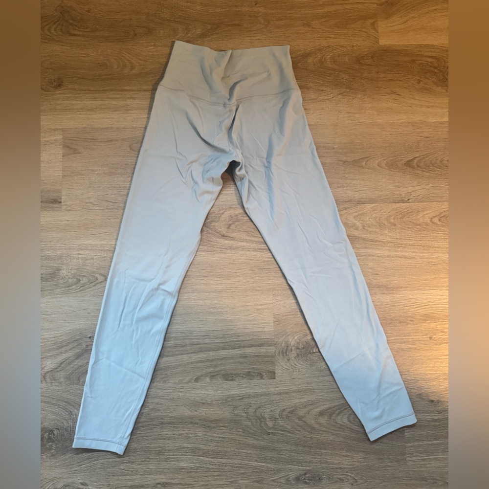 Aritzia butter leggings